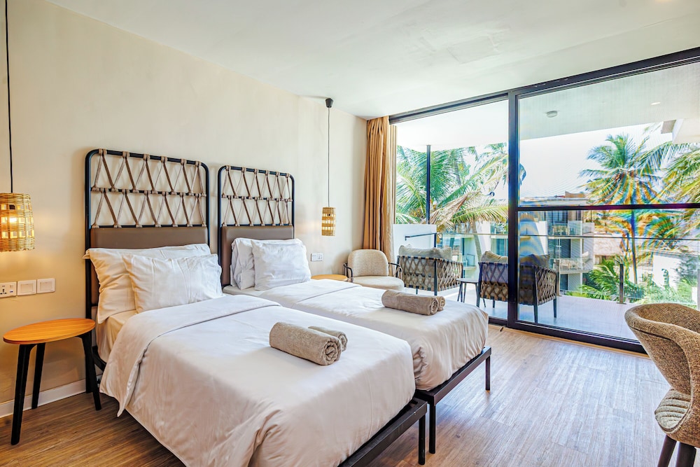 Kombo Beach Resort — Hotel rooms in Serrekunda