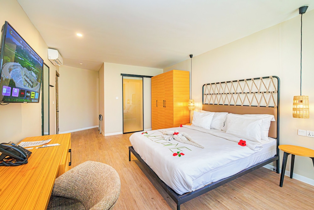 Kombo Beach Resort — Hotel rooms in Serrekunda