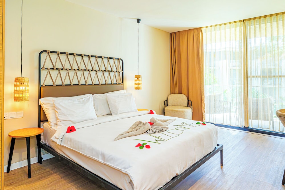 Kombo Beach Resort — Hotel rooms in Serrekunda