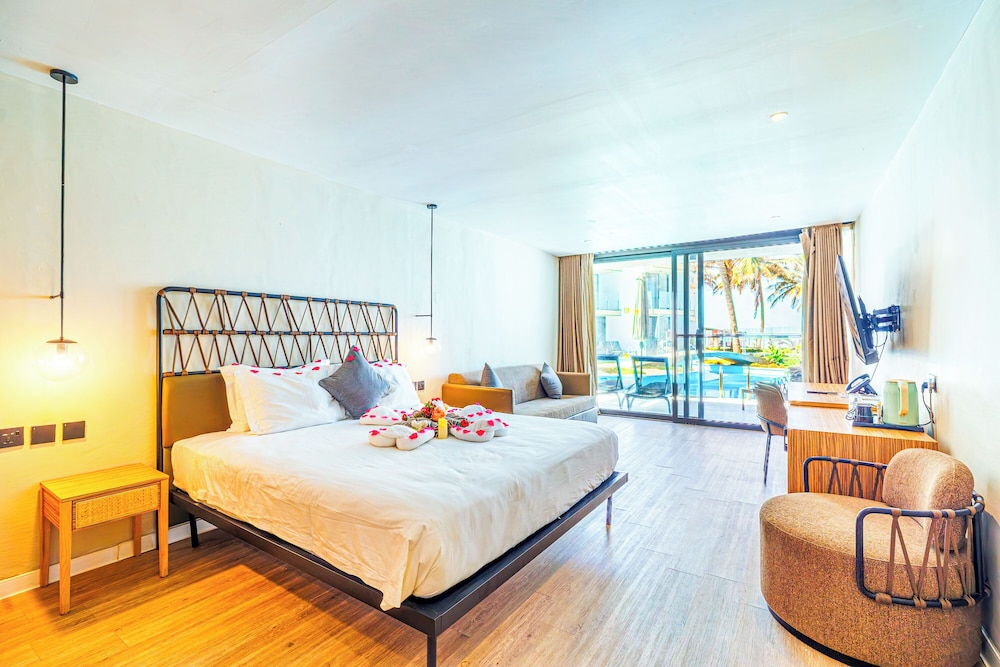 Kombo Beach Resort — Hotel rooms in Serrekunda