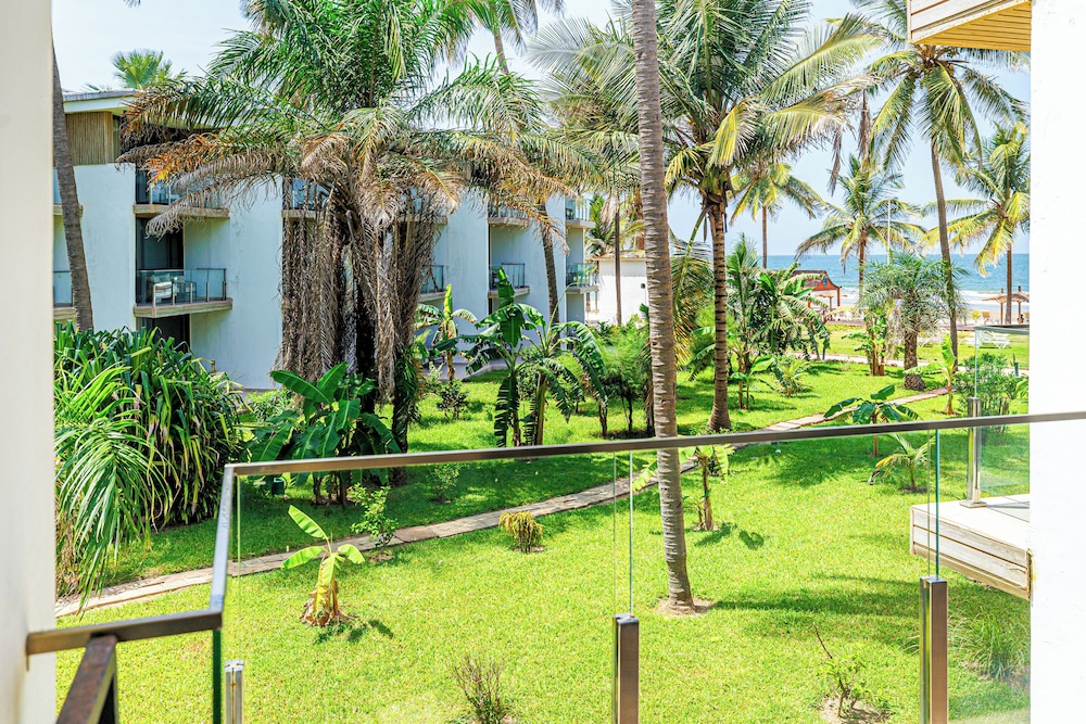 Kombo Beach Resort — Hotel building in Serrekunda