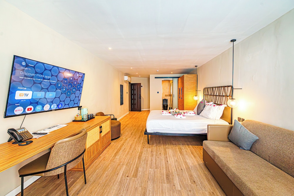 Kombo Beach Resort — Hotel rooms in Serrekunda