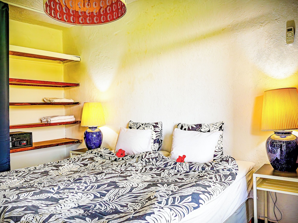 Kombo Beach Resort — Hotel rooms in Serrekunda