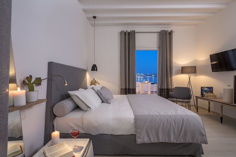 Mykonos Princess Hotel — Hotel rooms in Agios Stefanos, South Aegean
