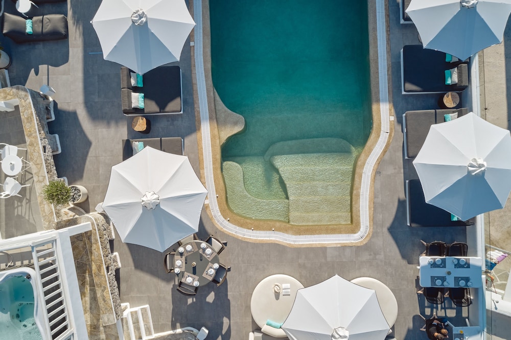 Mykonos Princess Hotel — Swimming pool in Agios Stefanos, South Aegean