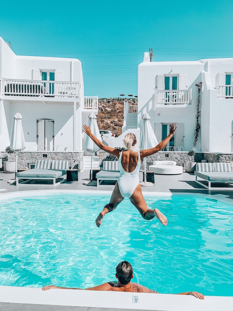 Mykonos Princess Hotel — Swimming pool in Agios Stefanos, South Aegean