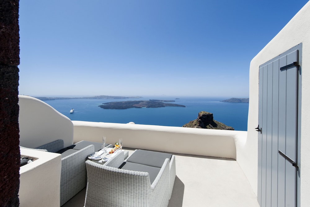 Kapari Natural Resort — Attractions in the area in Imerovigli, South Aegean