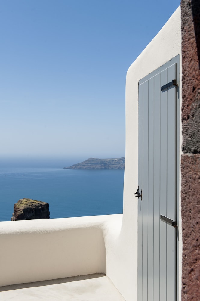 Kapari Natural Resort — Attractions in the area in Imerovigli, South Aegean