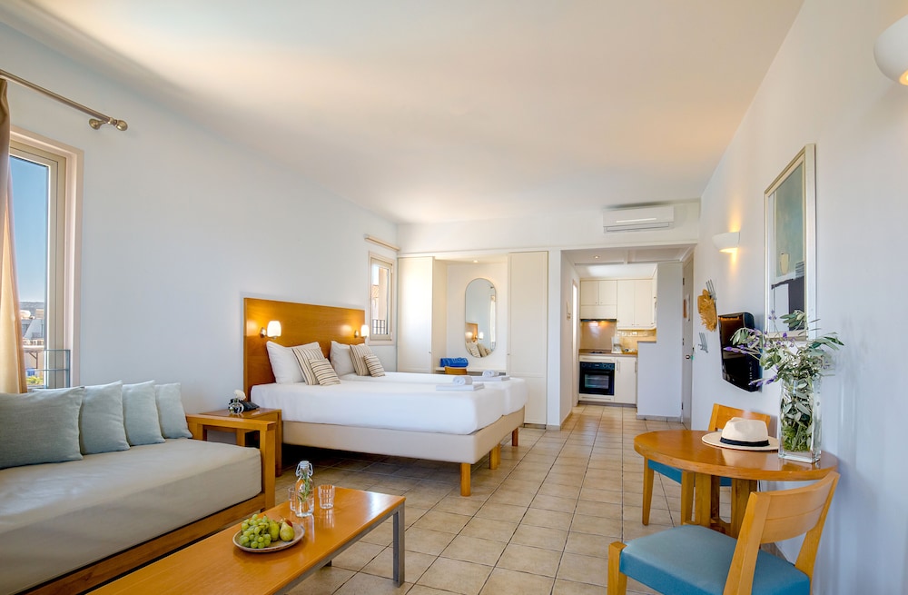 Louis Althea Beach Hotel — Hotel rooms in Protaras, Famagusta Region