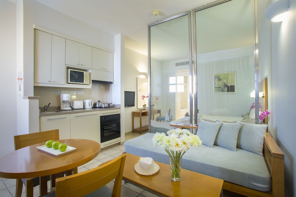 Louis Althea Beach Hotel — Hotel rooms in Protaras, Famagusta Region