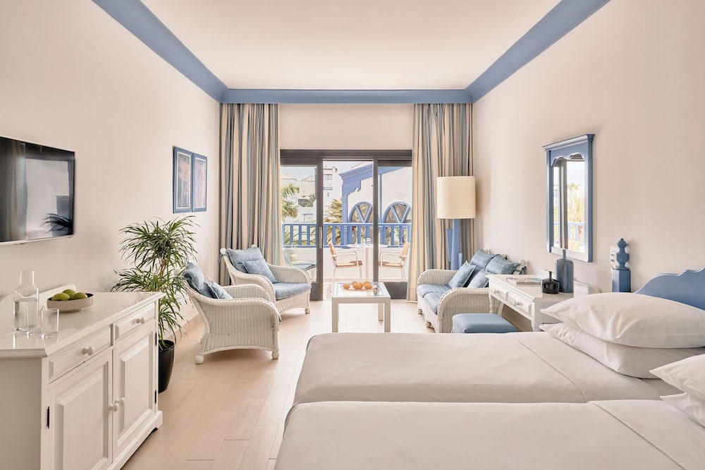 Seaside Los Jameos — Hotel rooms in Puerto del Carmen, Canary Islands