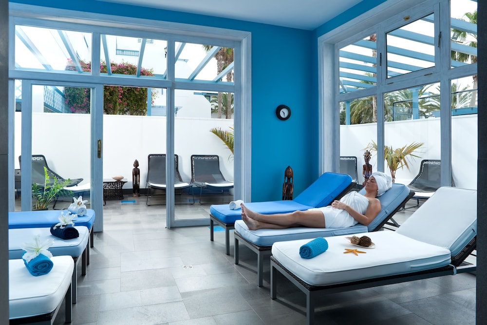 Seaside Los Jameos — Hotel rooms in Puerto del Carmen, Canary Islands