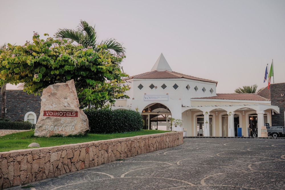 VOI Praia de Chaves Resort — Hotel building in Rabil