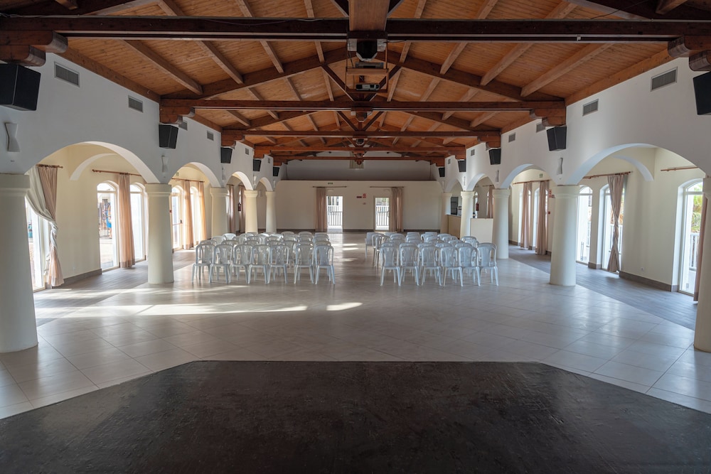 VOI Praia de Chaves Resort — Hotel building in Rabil