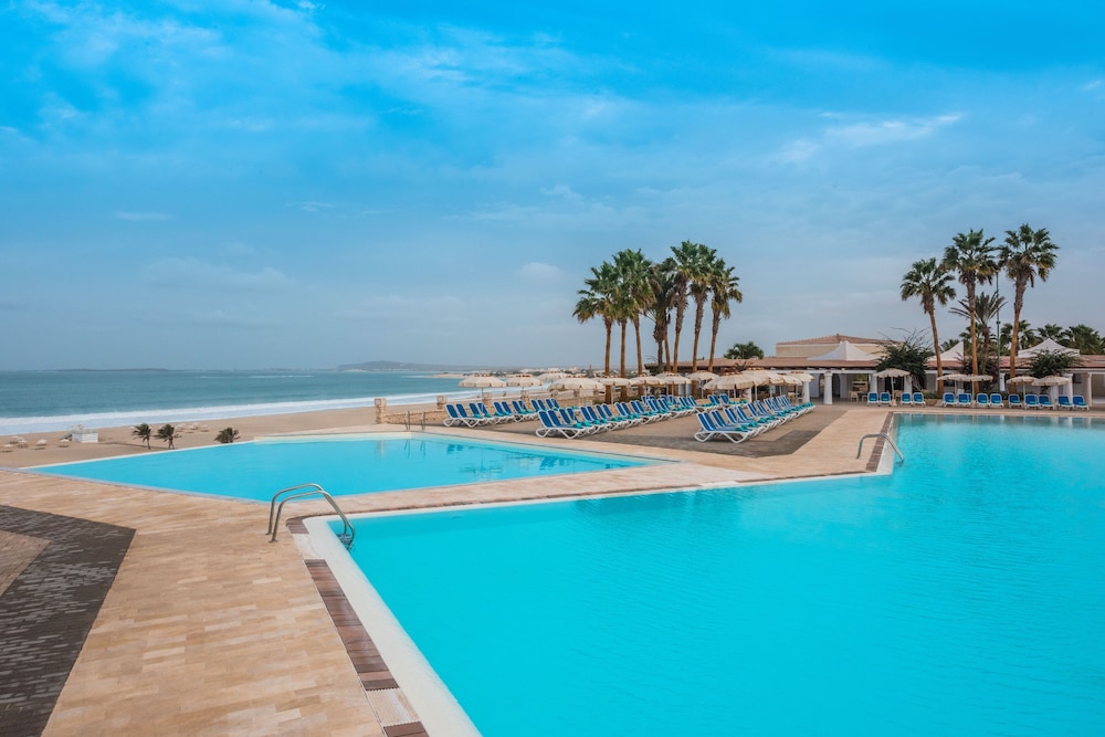 VOI Praia de Chaves Resort — Swimming pool in Rabil