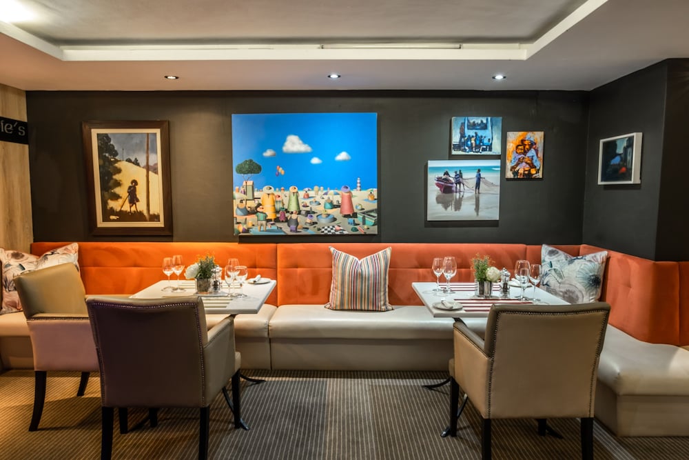 The Bantry Bay Aparthotel by Totalstay — Restaurant & bars in Cape Town, Western Cape