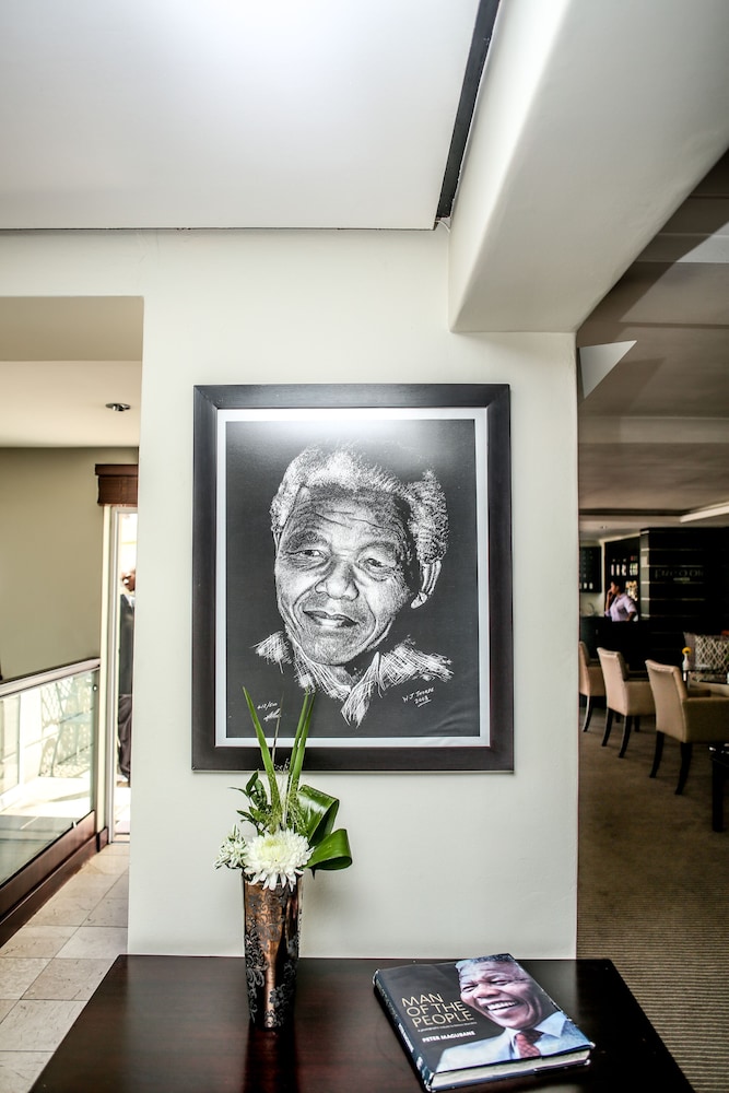 The Bantry Bay Aparthotel by Totalstay — Restaurant & bars in Cape Town, Western Cape