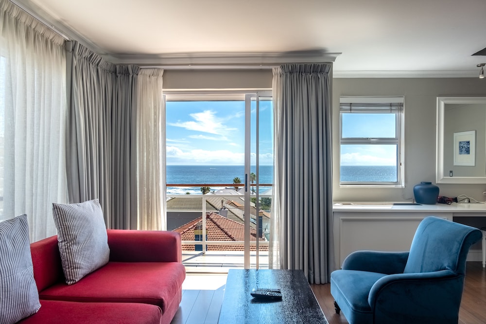 The Bantry Bay Aparthotel by Totalstay — Hotel rooms in Cape Town, Western Cape