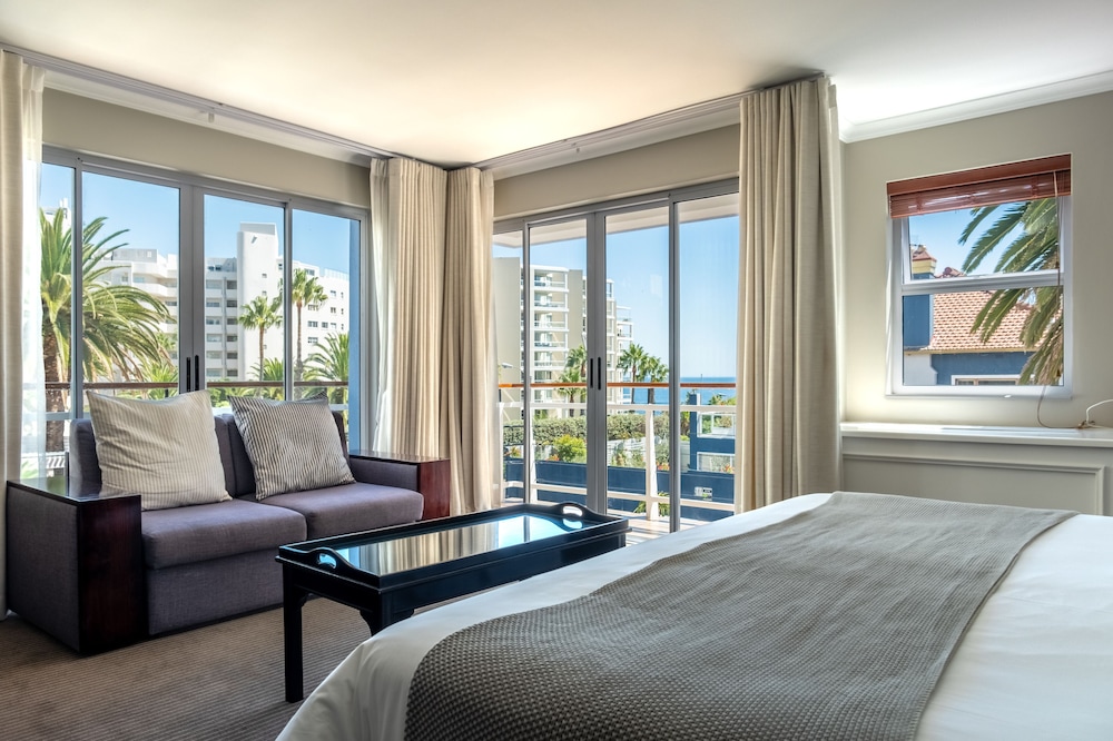 The Bantry Bay Aparthotel by Totalstay — Hotel rooms in Cape Town, Western Cape