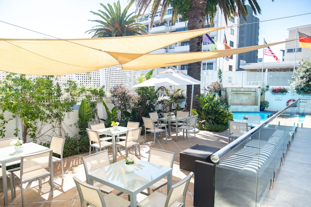 The Bantry Bay Aparthotel by Totalstay — Restaurant & bars in Cape Town, Western Cape