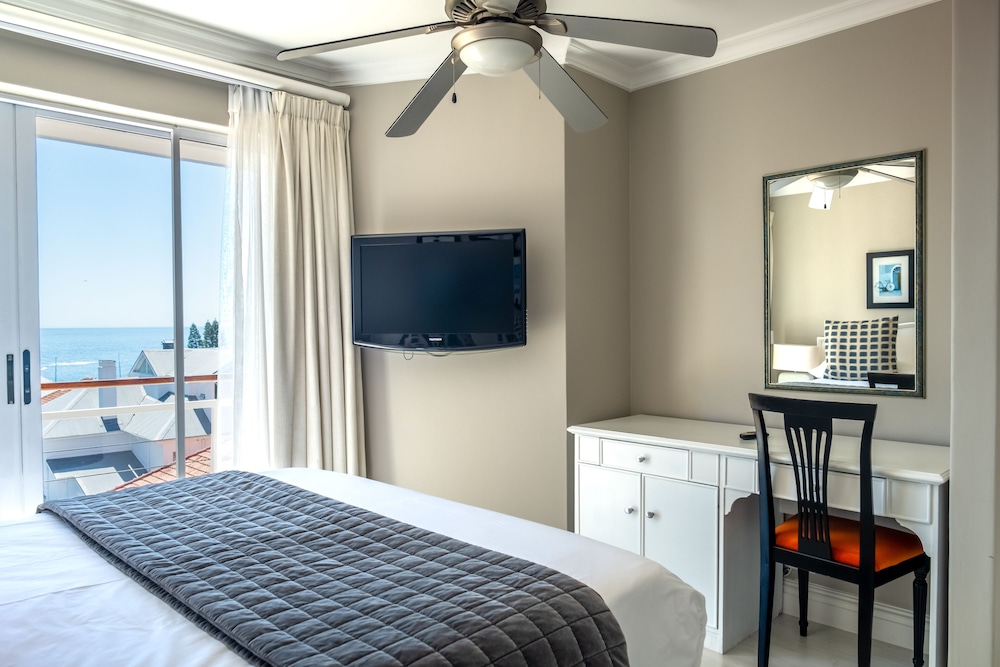 The Bantry Bay Aparthotel by Totalstay — Hotel rooms in Cape Town, Western Cape