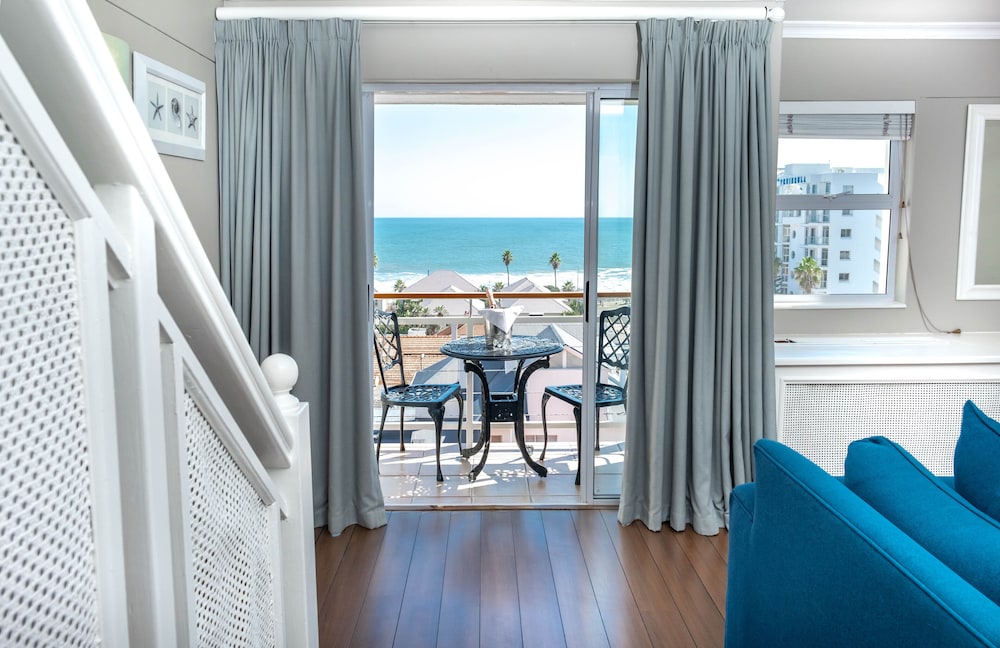 The Bantry Bay Aparthotel by Totalstay — Hotel rooms in Cape Town, Western Cape