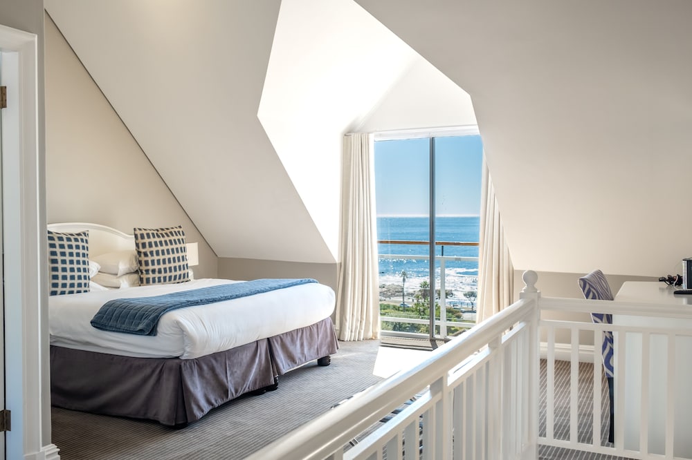 The Bantry Bay Aparthotel by Totalstay — Hotel rooms in Cape Town, Western Cape