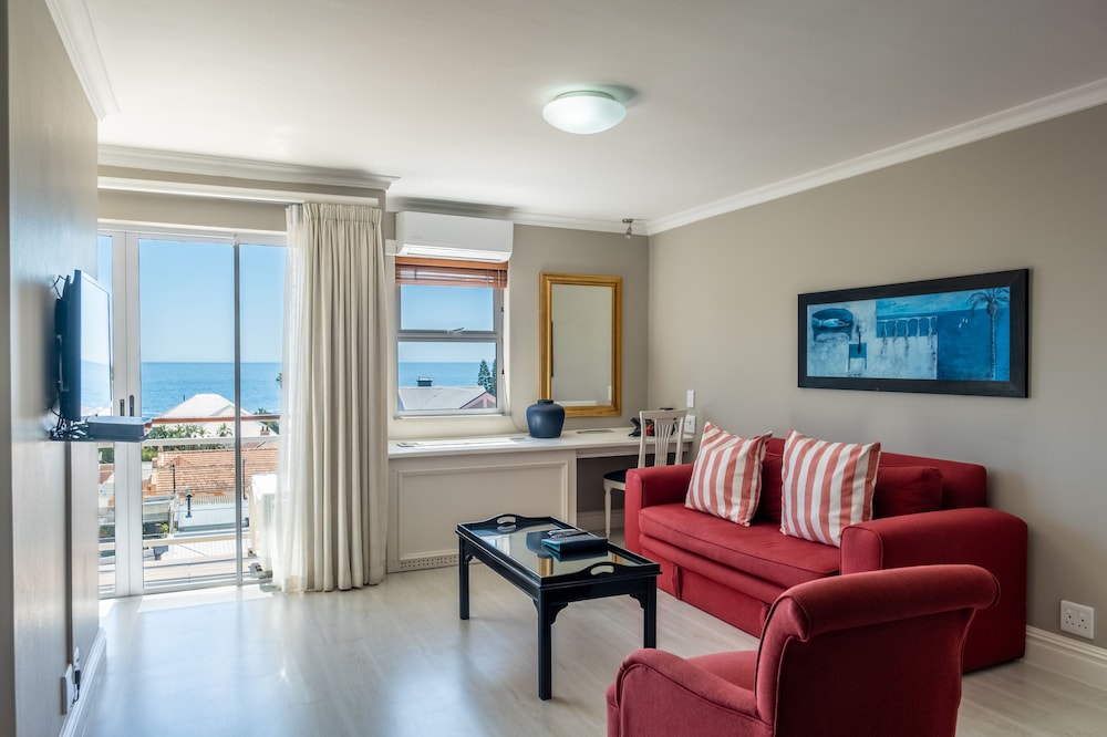 The Bantry Bay Aparthotel by Totalstay — Hotel rooms in Cape Town, Western Cape