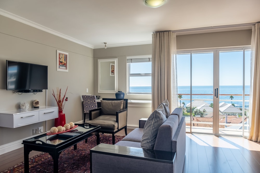 The Bantry Bay Aparthotel by Totalstay — Hotel rooms in Cape Town, Western Cape
