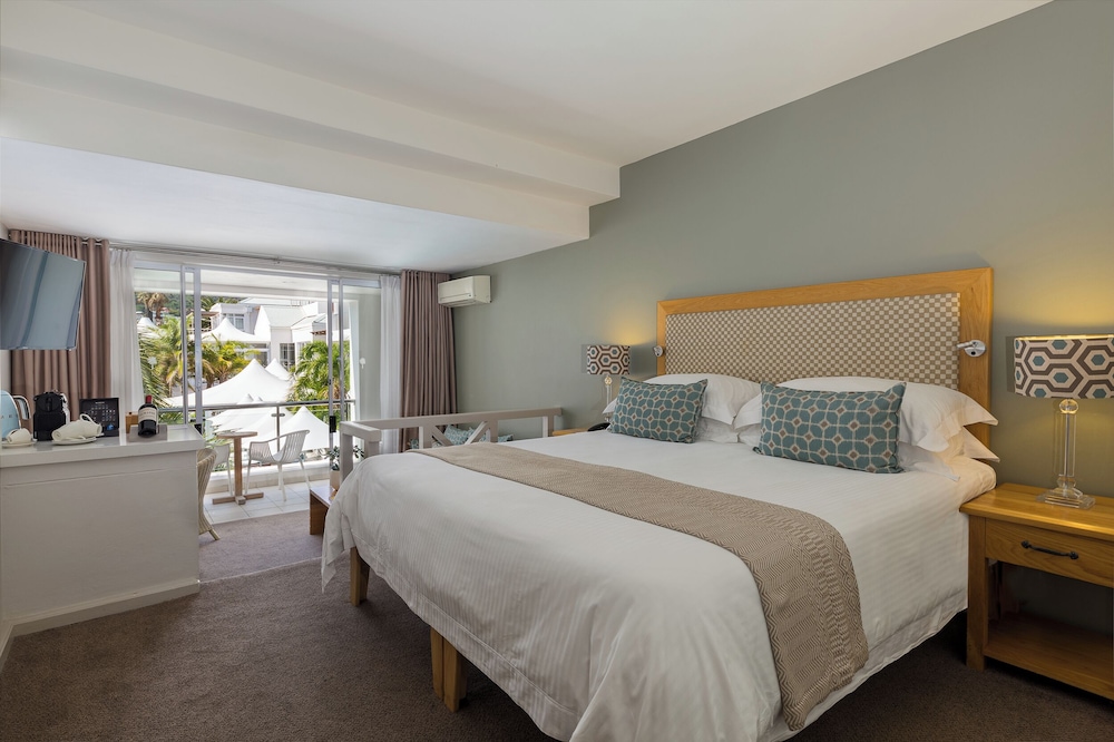 The Bay Hotel — Hotel rooms in Cape Town, Western Cape