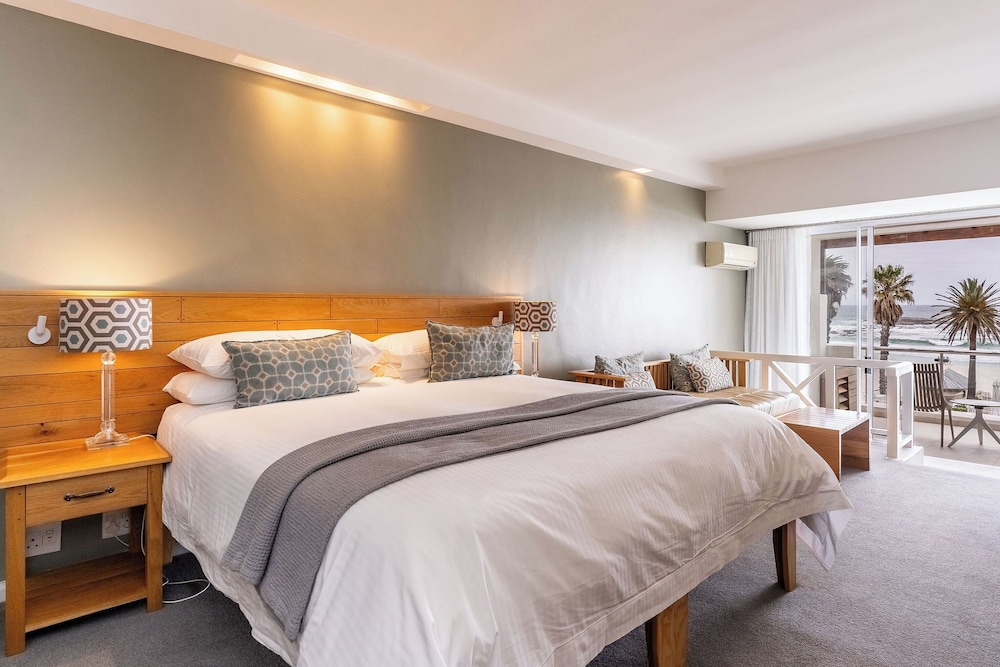 The Bay Hotel — Hotel rooms in Cape Town, Western Cape