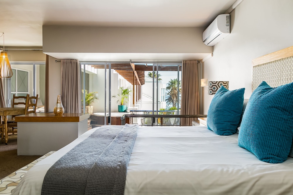 The Bay Hotel — Hotel rooms in Cape Town, Western Cape