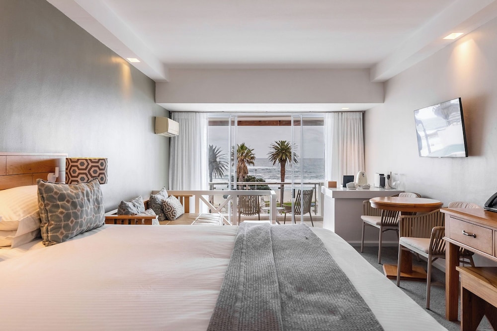 The Bay Hotel — Hotel rooms in Cape Town, Western Cape