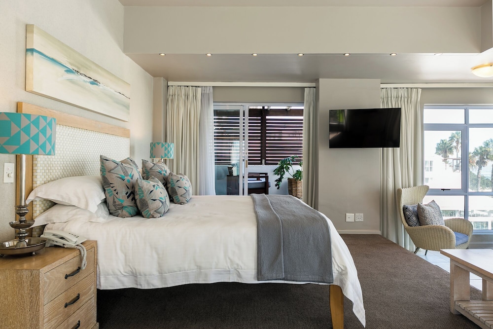 The Bay Hotel — Hotel rooms in Cape Town, Western Cape