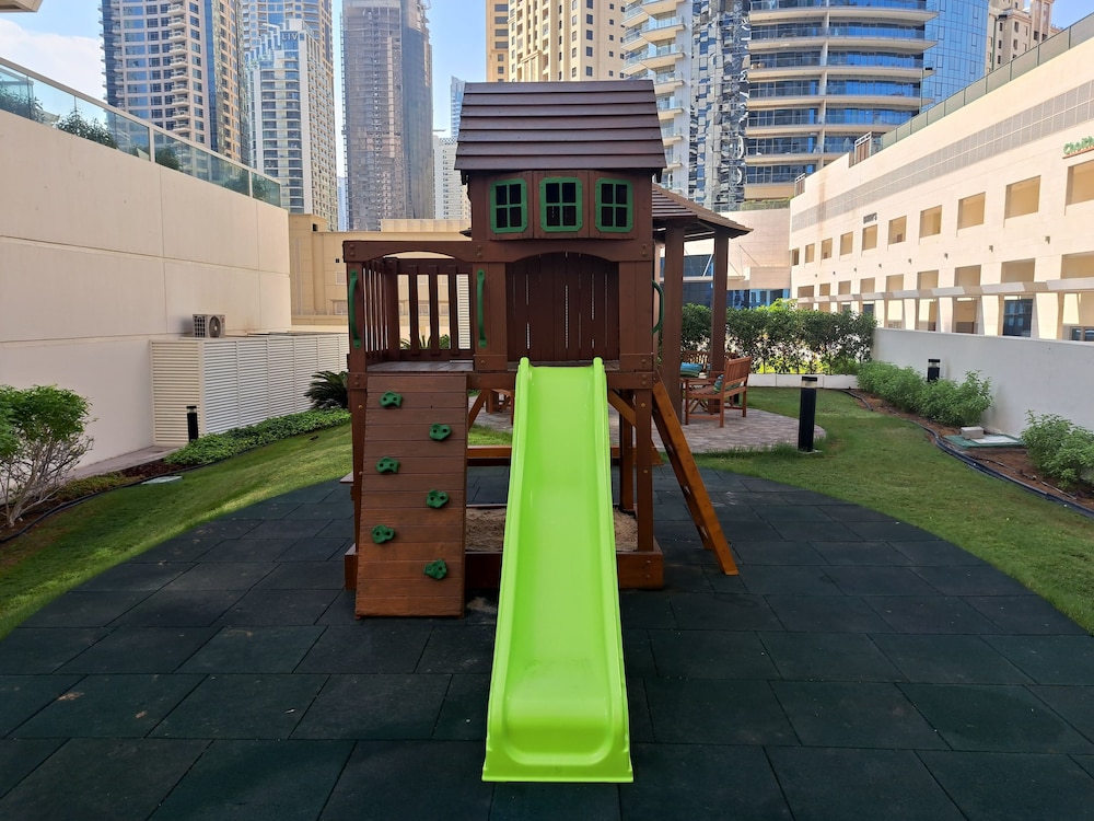 Barcelo Residences Dubai Marina — Attractions for children in Dubai