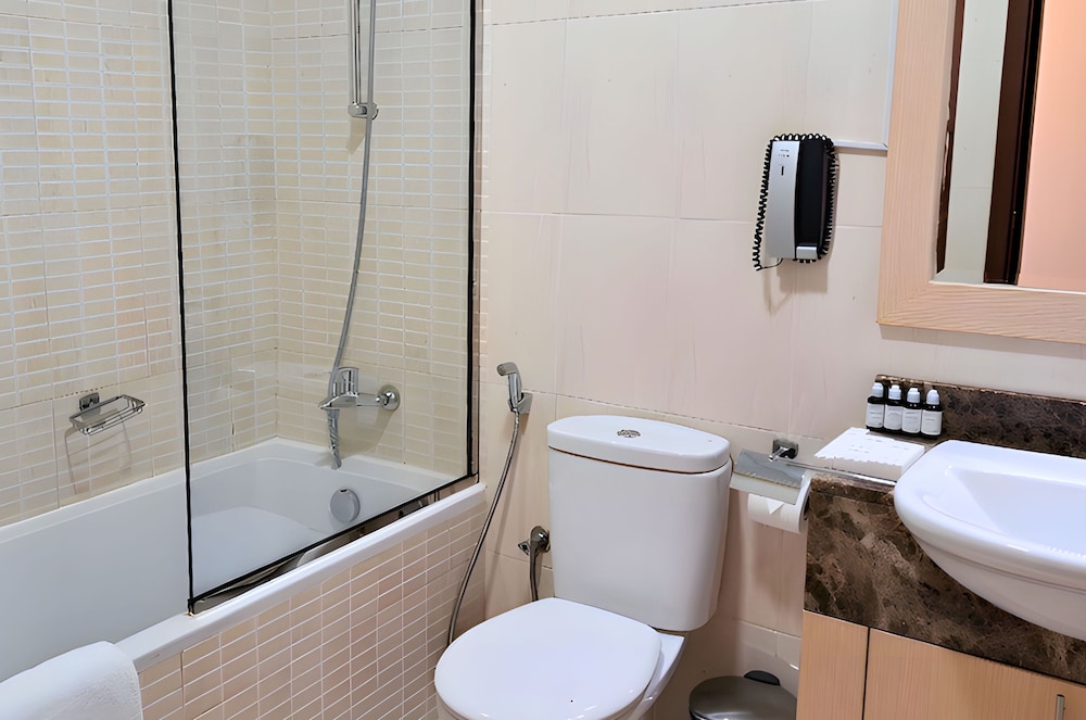 Barcelo Residences Dubai Marina — Hotel rooms in Dubai