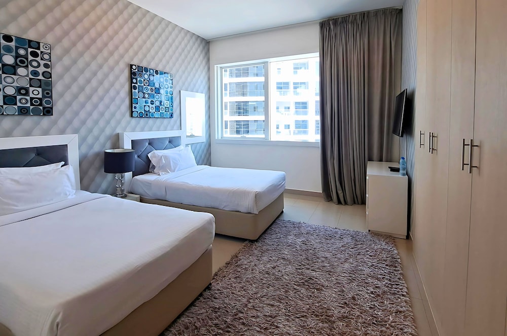 Barcelo Residences Dubai Marina — Hotel rooms in Dubai