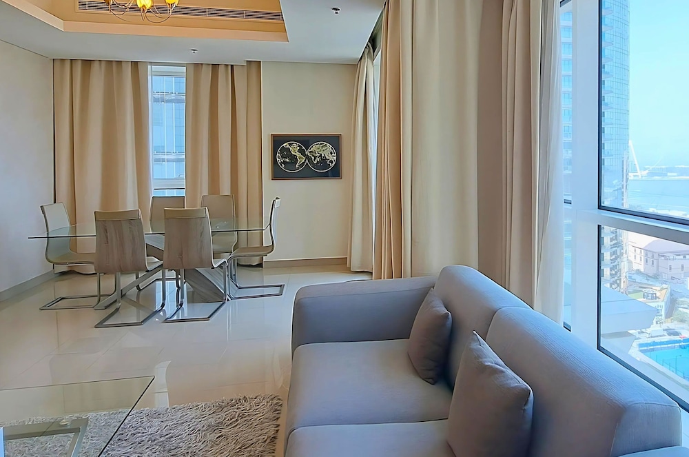 Barcelo Residences Dubai Marina — Hotel rooms in Dubai