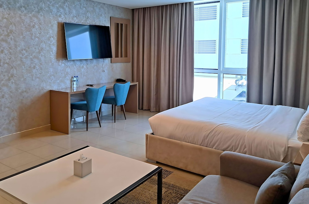 Barcelo Residences Dubai Marina — Hotel rooms in Dubai