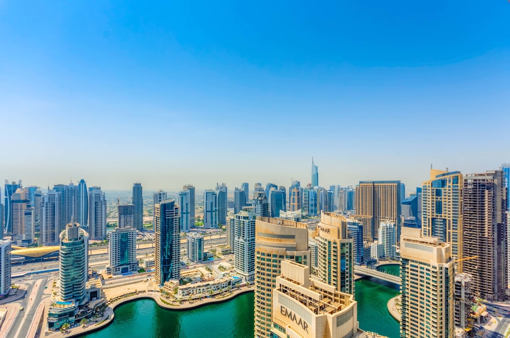 Barcelo Residences Dubai Marina — Attractions in the area in Dubai