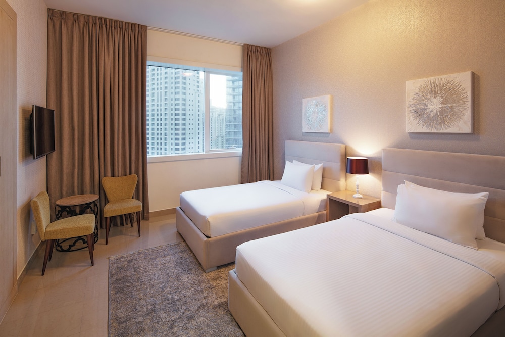 Barcelo Residences Dubai Marina — Hotel rooms in Dubai
