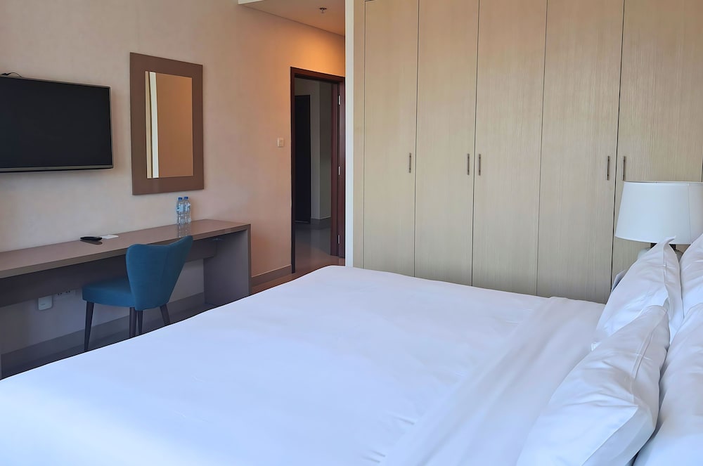 Barcelo Residences Dubai Marina — Hotel rooms in Dubai
