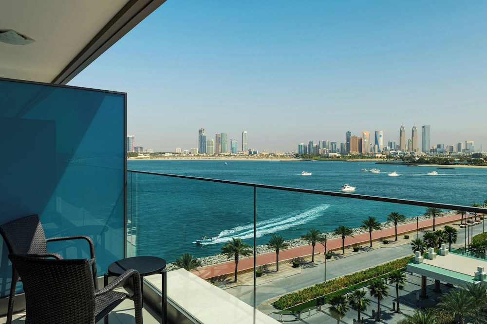 Aloft by Marriott Palm Jumeirah — Hotel rooms in Dubai