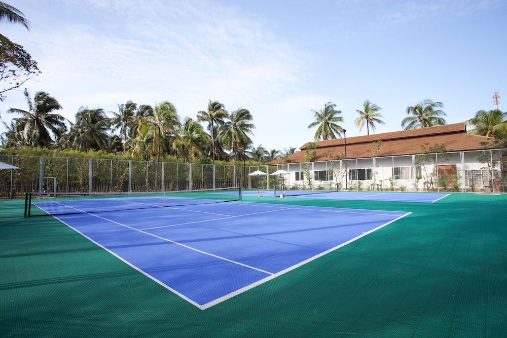 Graceland Khaolak Beach Resort — Khao Lak, Phang Nga