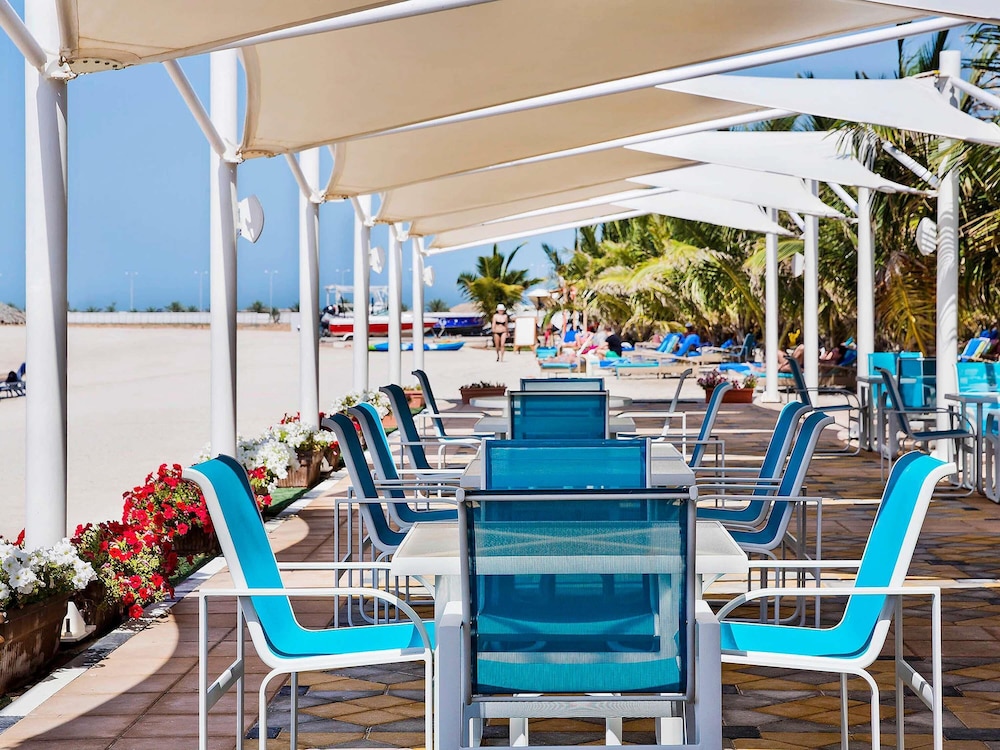 Pullman Resort Al Marjan Island — Beach in Ras al Khaimah