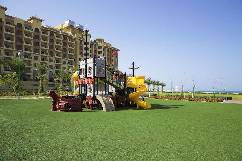 Pullman Resort Al Marjan Island — Beach in Ras al Khaimah
