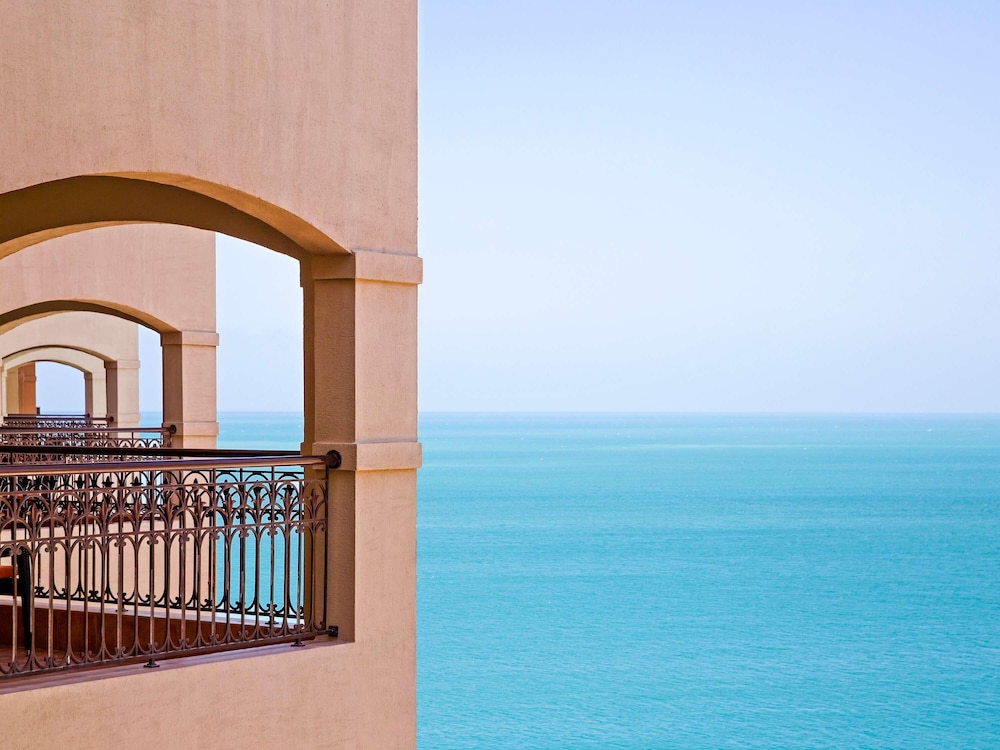 Pullman Resort Al Marjan Island — Hotel rooms in Ras al Khaimah