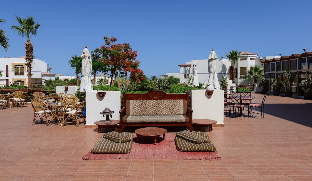 Amphoras Blu Ultra All Inclusive Adults Only — Hotel building in Sharm El Sheikh, Red Sea