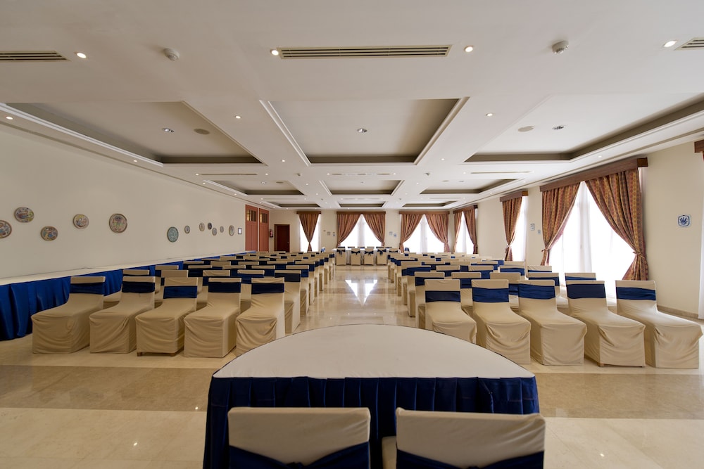 Amphoras Blu Ultra All Inclusive Adults Only — Hotel building in Sharm El Sheikh, Red Sea