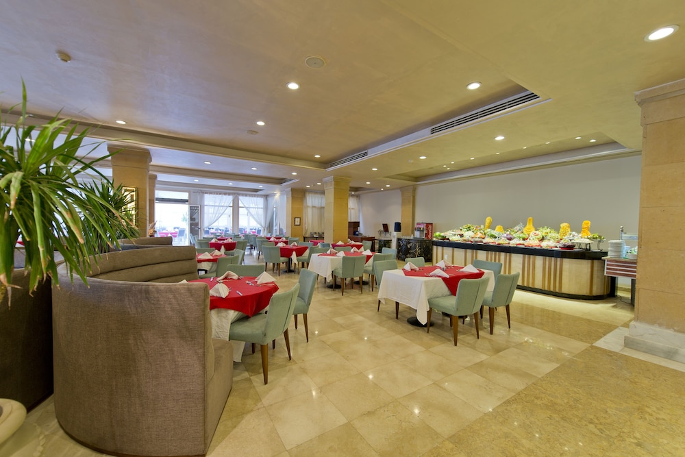 Amphoras Blu Ultra All Inclusive Adults Only — Restaurant & bars in Sharm El Sheikh, Red Sea